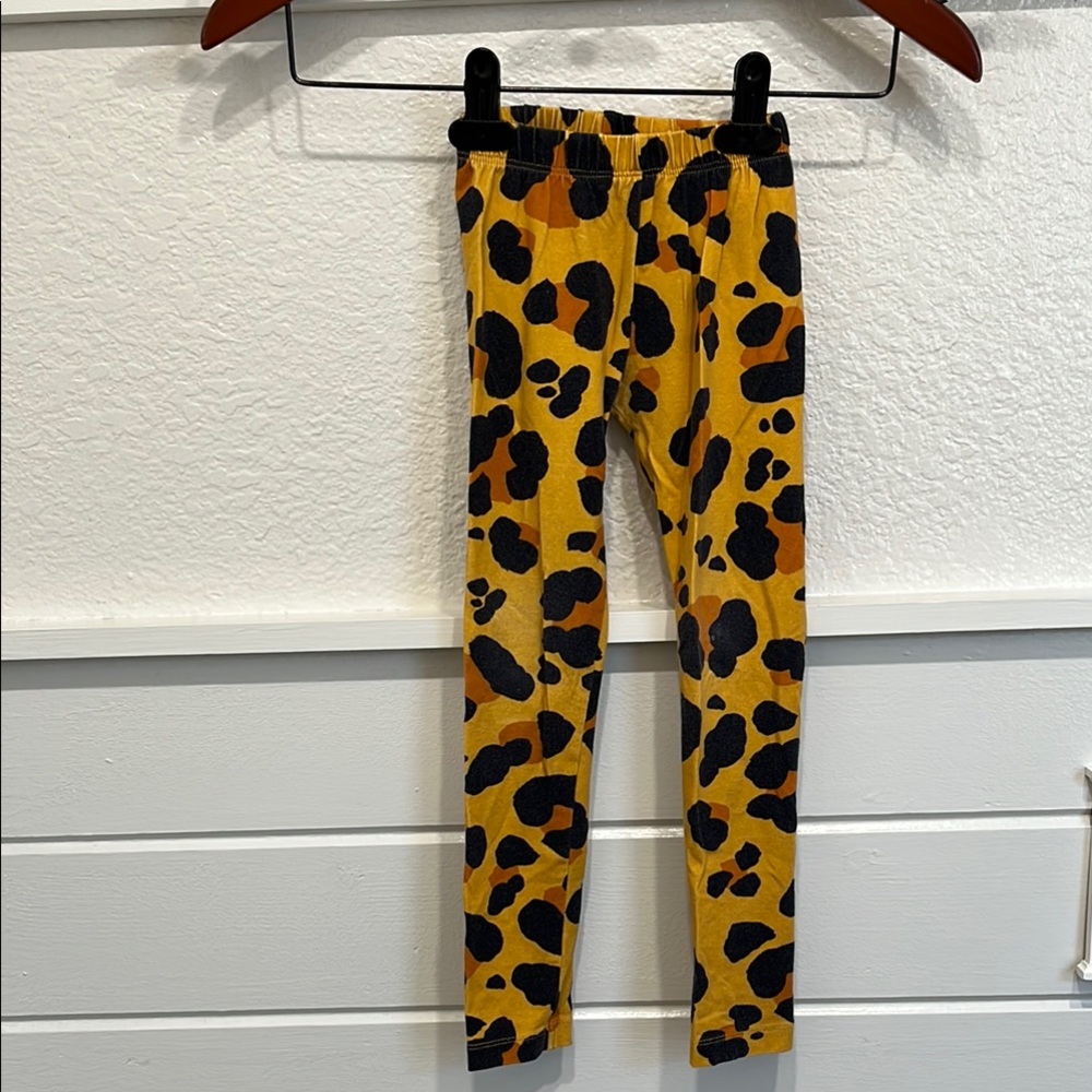 Hugo Loves Tiki Bold Yellow and Black Leopard Leggings
